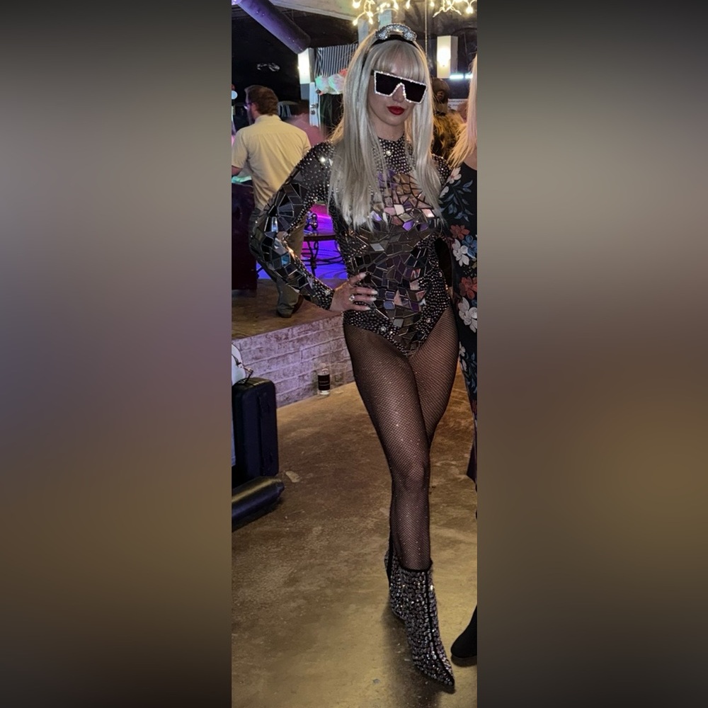 Mirrored Long Sleeve Bodysuit - Picture 5 of 6